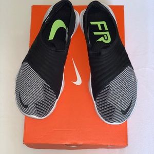 NEW Nike Free RN Flyknit 3.0